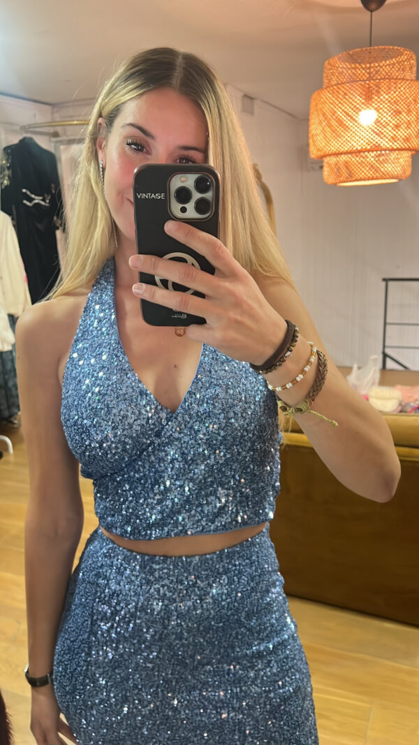 Top azul sirena con lentejuelas