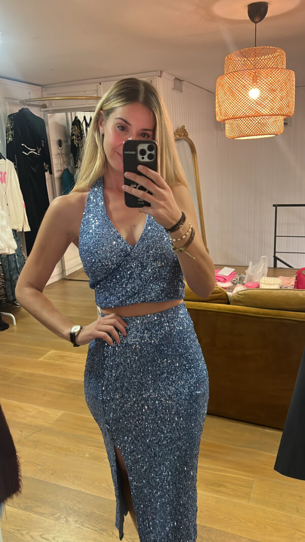 Top azul sirena con lentejuelas