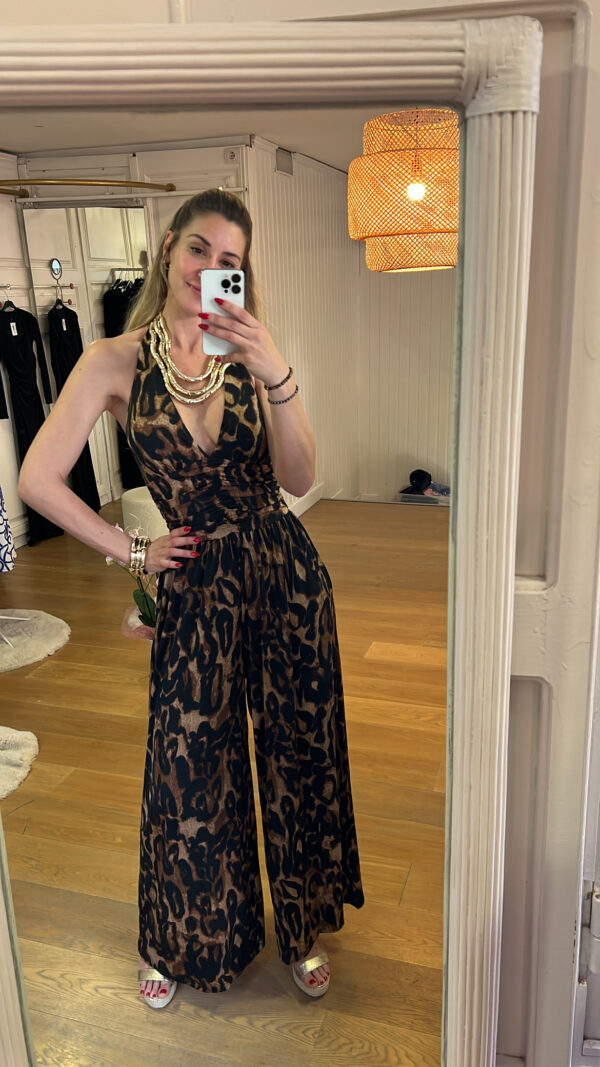 Mono Cleopatra