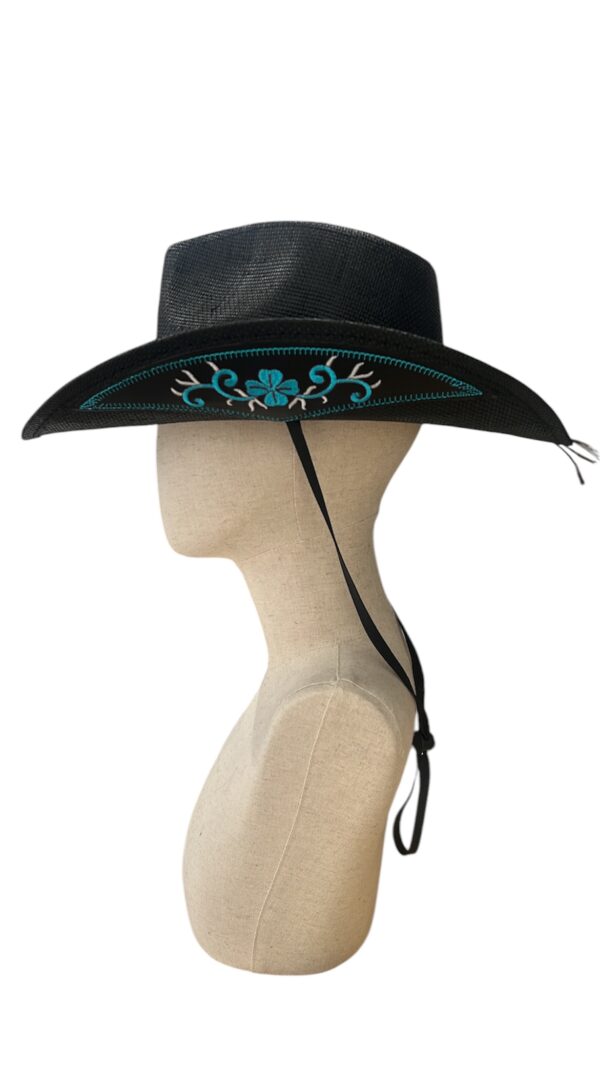 Sombrero cowgirl negro