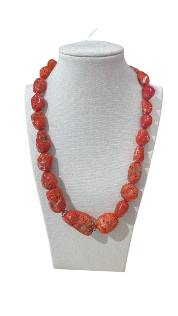 Collar coral rústico natural