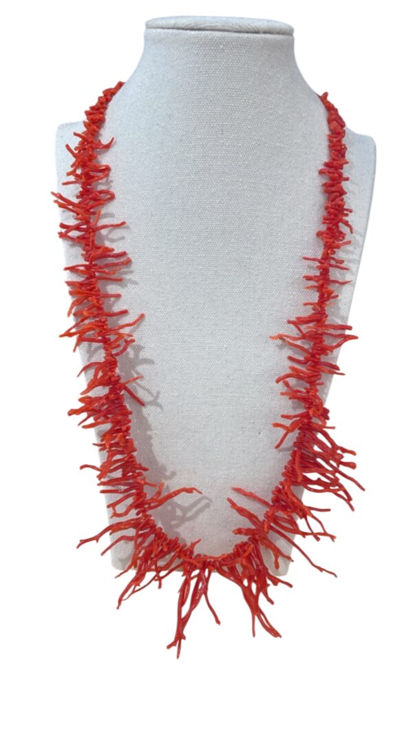 Collar coral natural en ramitas