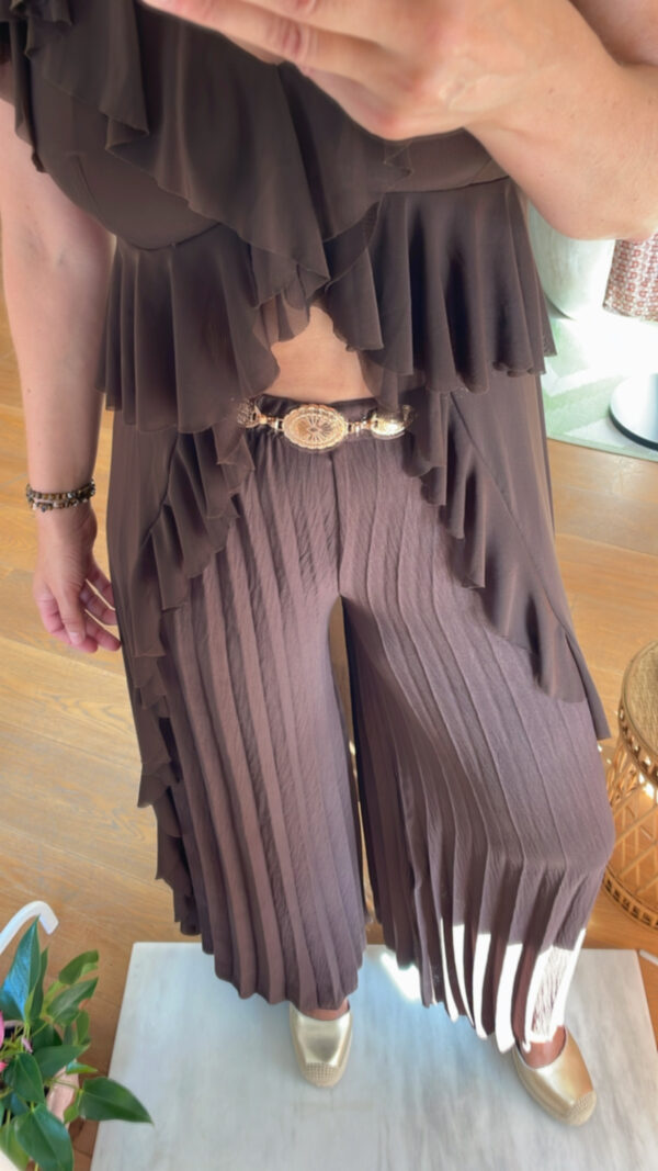 Pantalón plisado chocolate