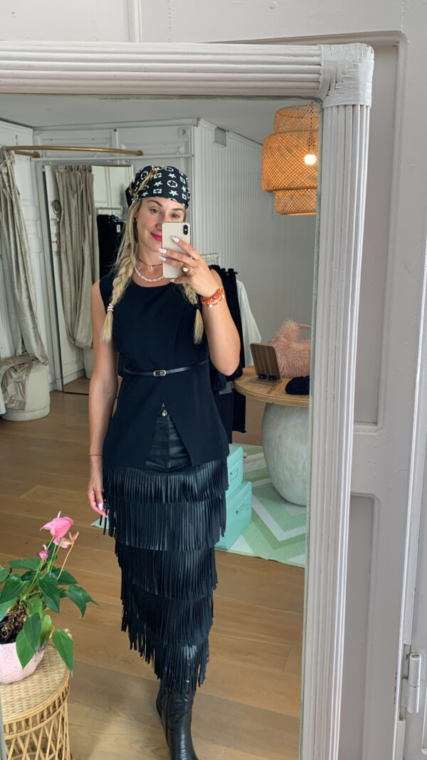 Falda Dakota negra