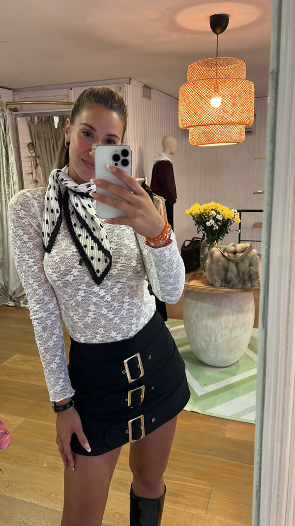 Top Lace chic