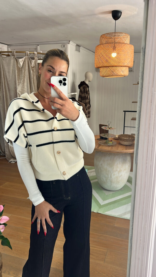 chaqueta clara beig