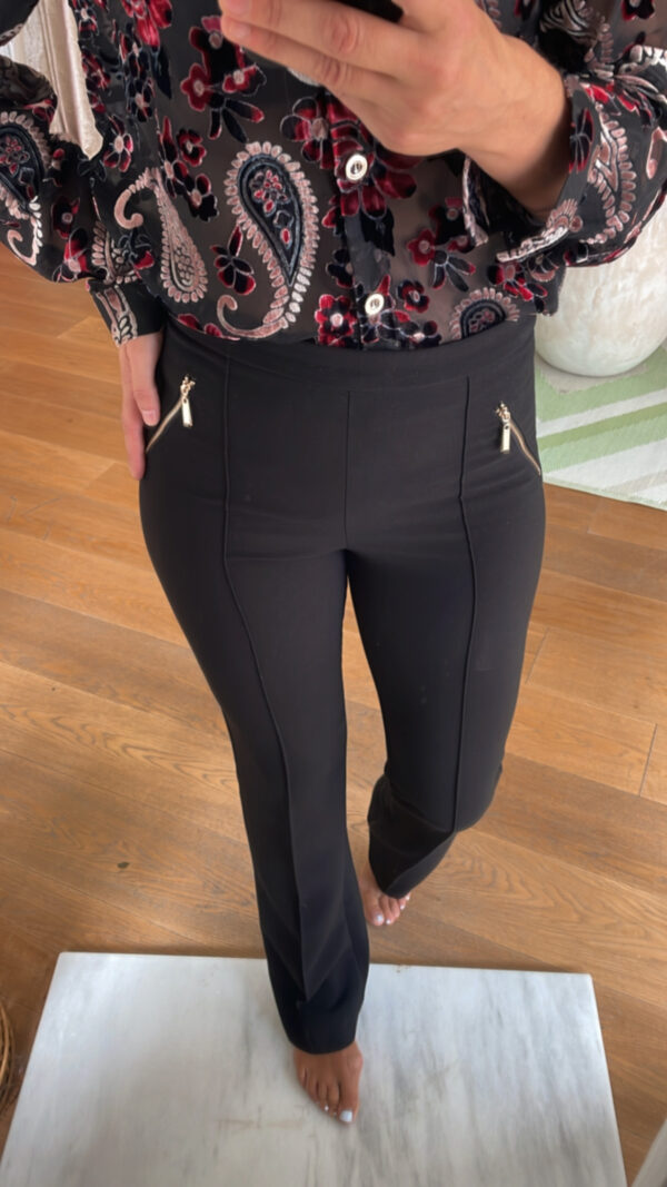 Pantalón negro edén