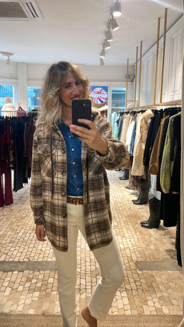 chaqueta montaine marrón