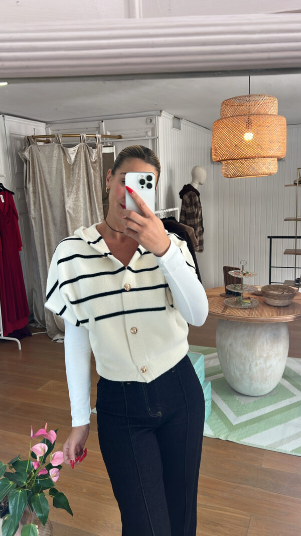 chaqueta clara beig