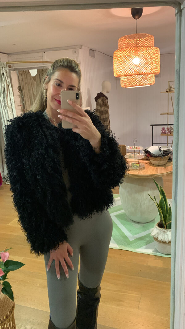 Chaqueta papillon negra