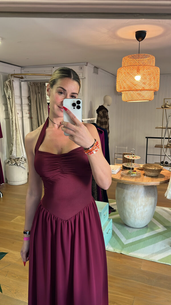 Vestido princesa granate
