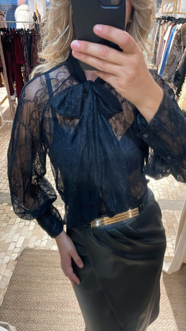 Camisa Versalles negra