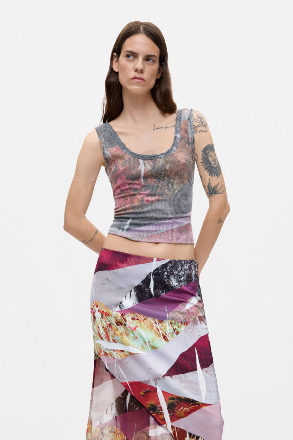 falda estampada asimétrica