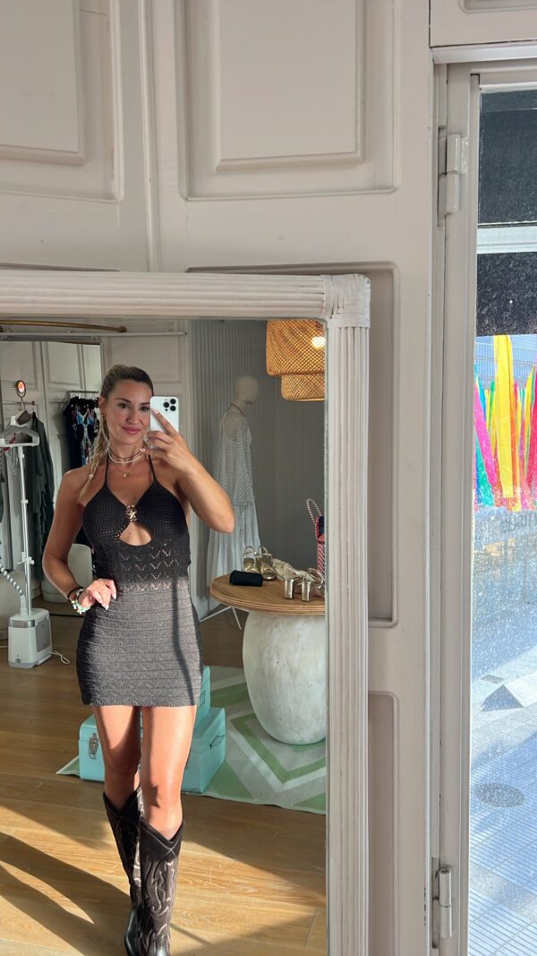 vestido crochet marrón
