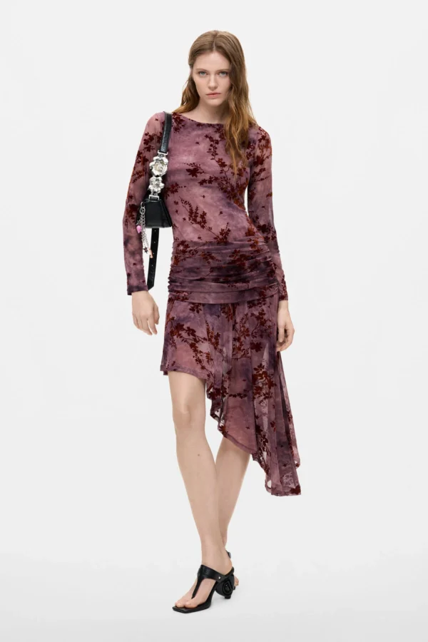 Vestido flocado asimétrico