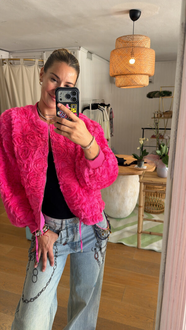 Chaqueta flor fucsia