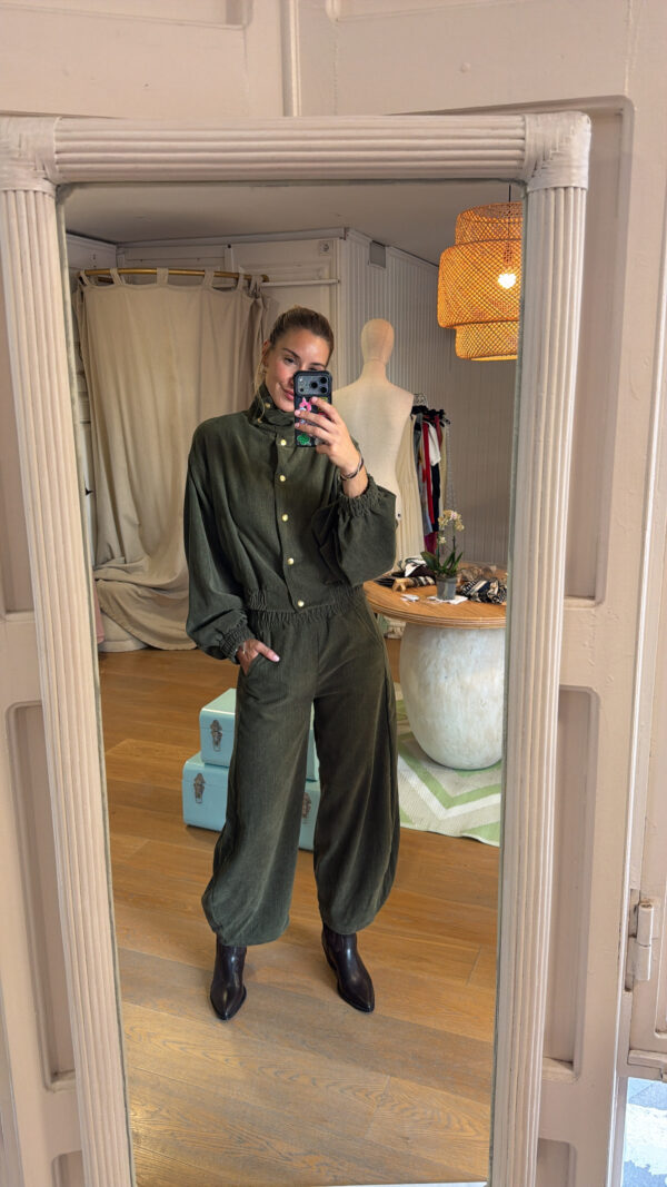 Conjunto chaqueta bomber pantalón ballon  kaki