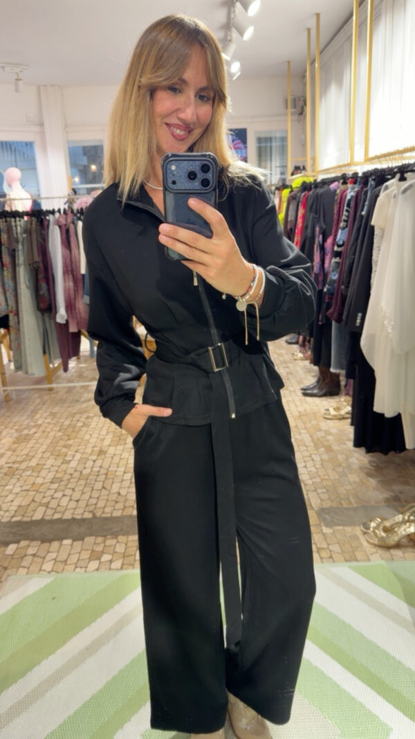 Conjunto peplum negro