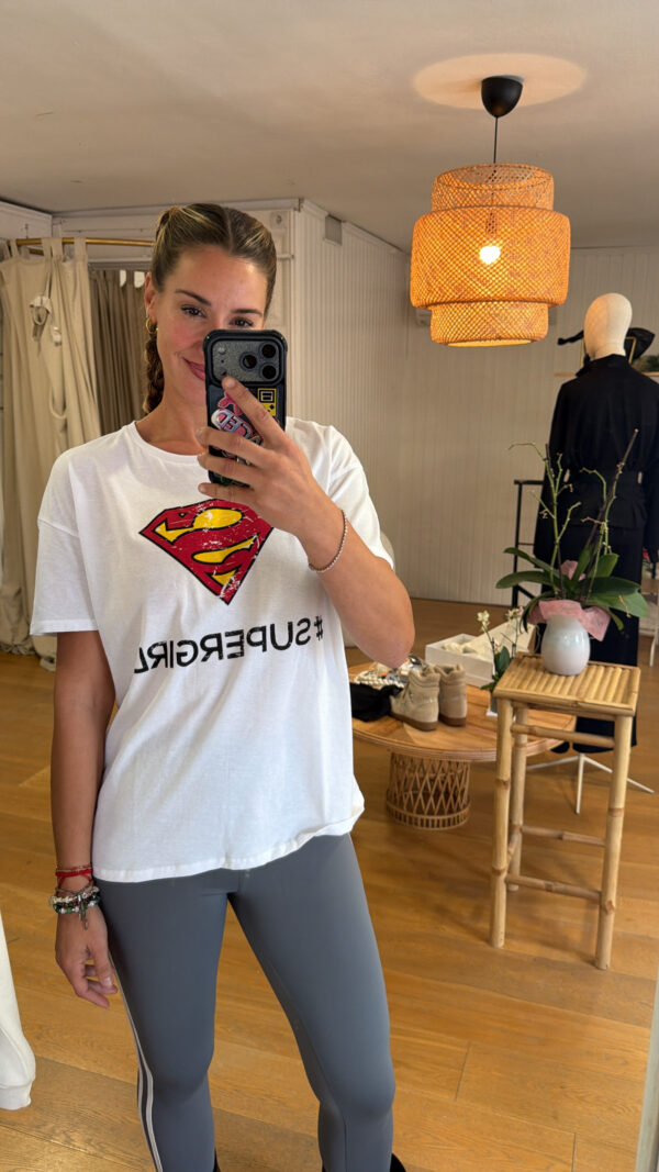 Camiseta #supergirl